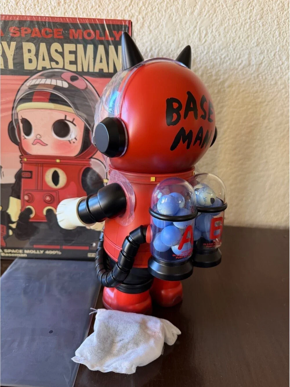 POP MART Mega Space Molly Figure 400% Gary Baseman Collaboration NEW open box